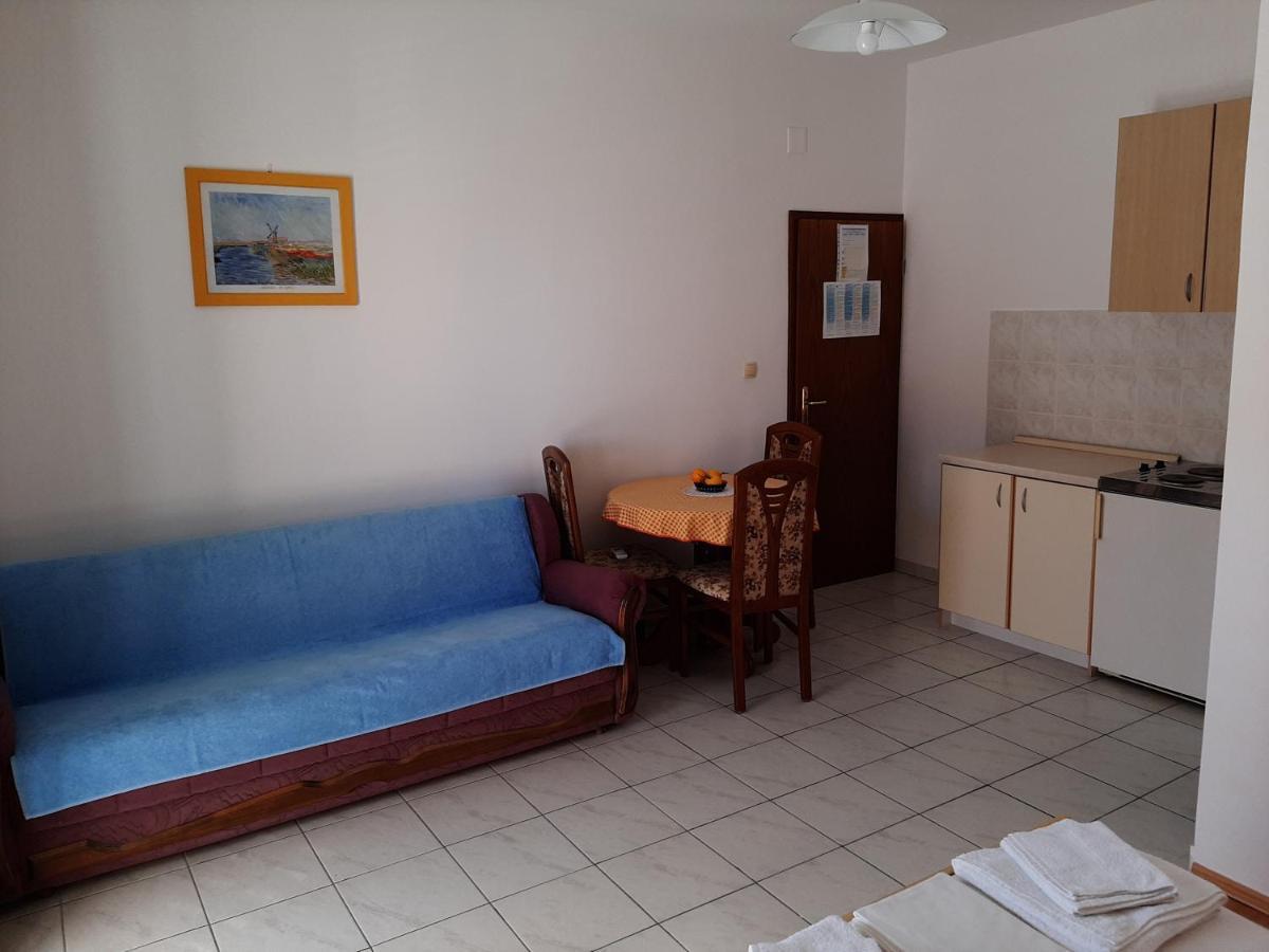 Apartments Ljulj Трогір Екстер'єр фото